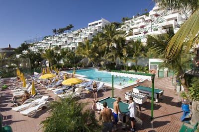 Altamar Apartments